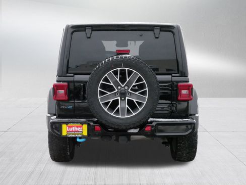 Used 2024 Jeep Wrangler High Altitude image 6