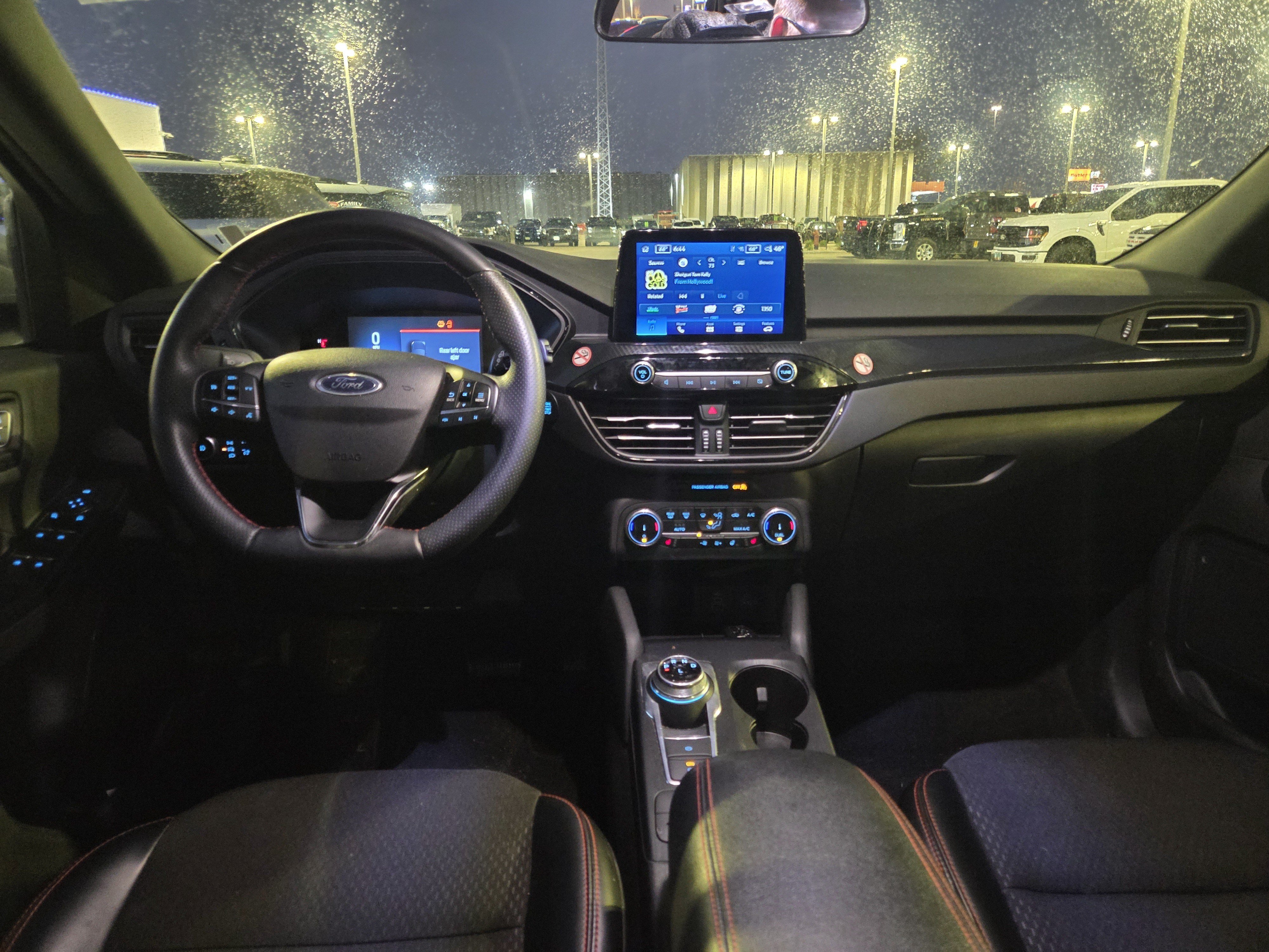 Certified 2025 Ford Escape ST-Line Select AWD/4WD image 6