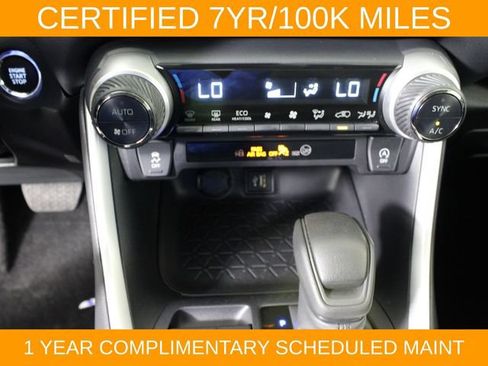Used 2024 Toyota RAV4 XLE AWD/4WD image 25