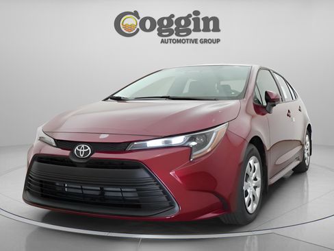 New 2026 Toyota Corolla LE FWD image 31