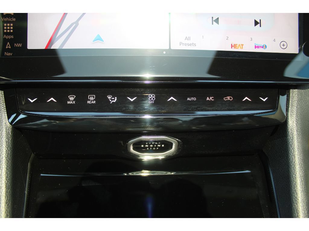 New 2026 Jeep Grand Cherokee Limited AWD/4WD image 14
