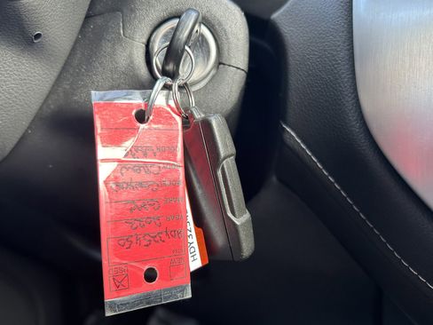 Used 2022 GMC Canyon Elevation image 39