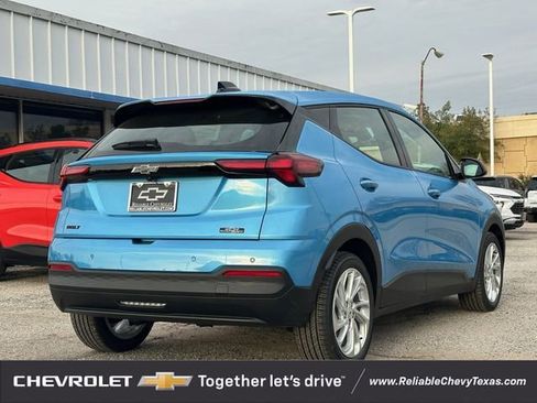 New 2027 Chevrolet Bolt LT FWD image 4