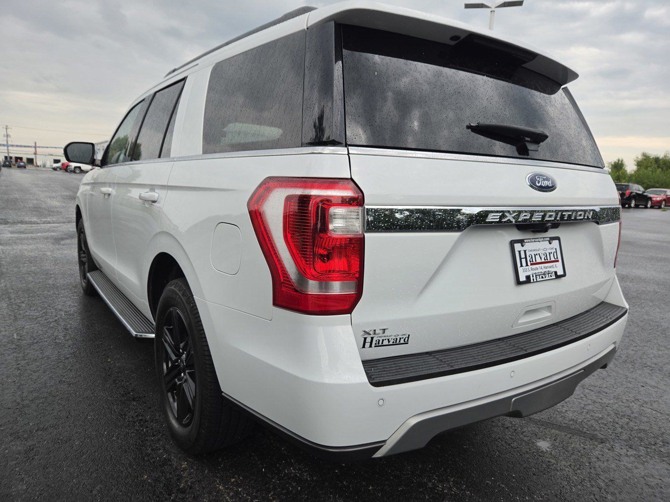 Used 2020 Ford Expedition XLT w/ Equipment Group 202A AWD/4WD image 39