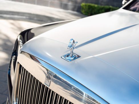 Certified 2022 Rolls-Royce Cullinan image 10