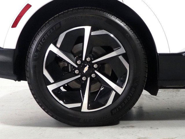 Used 2024 Chevrolet Equinox EV FWD LT w/ 2LT w/ LPO, Blackout Package image 47