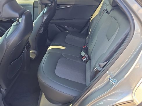 New 2025 Kia Niro Wind image 19