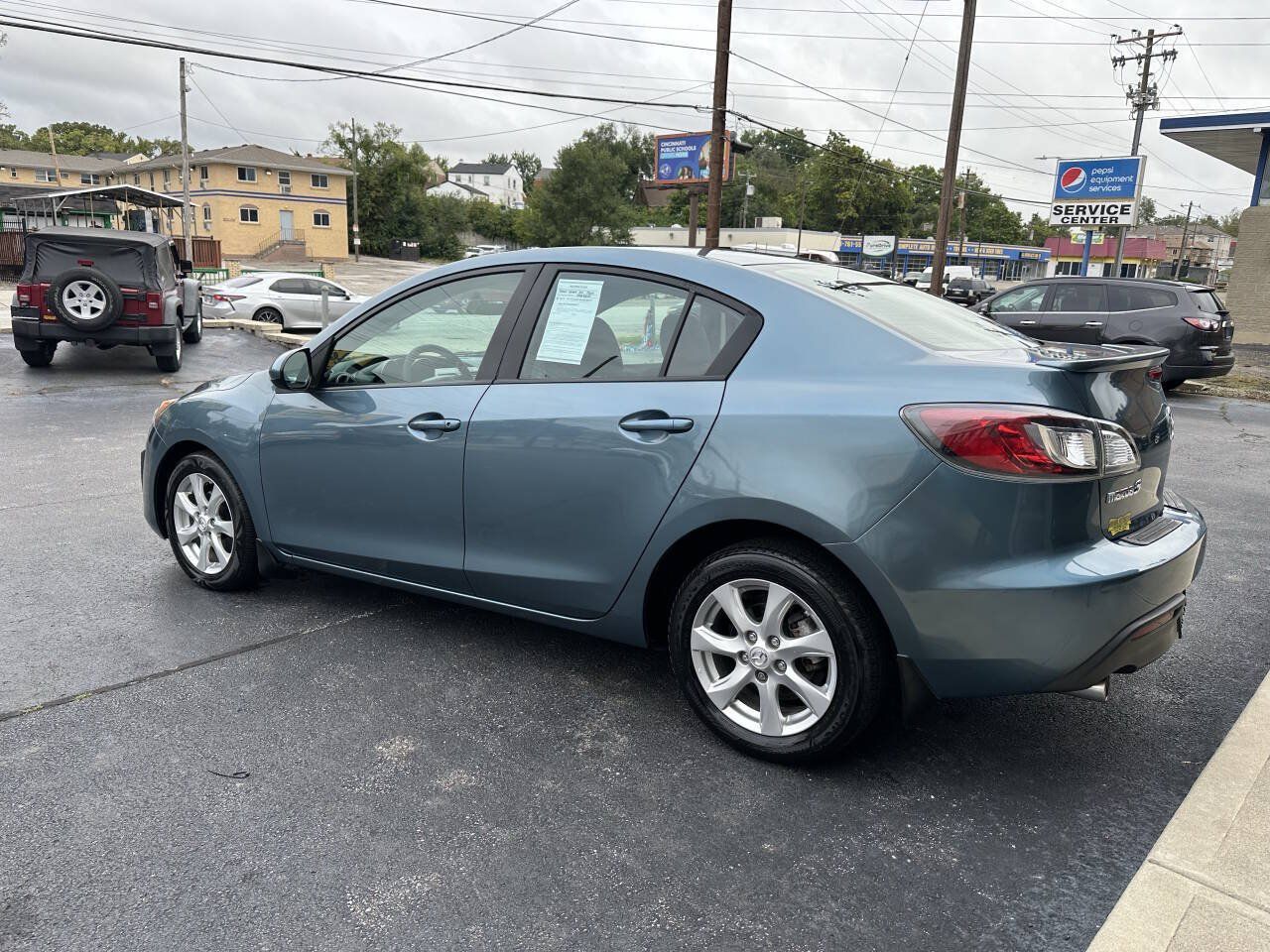 Used 2011 MAZDA MAZDA3 i Touring FWD image 7