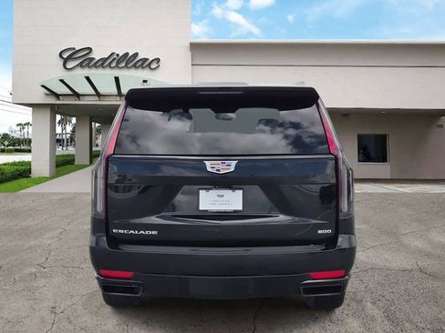 Used 2023 Cadillac Escalade Sport image 4