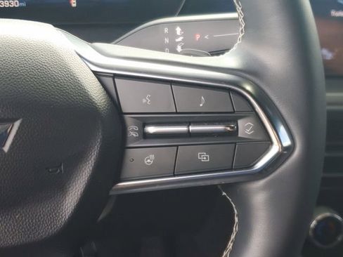 Used 2025 Chevrolet Traverse LT w/ Midnight/Sport Edition FWD image 24