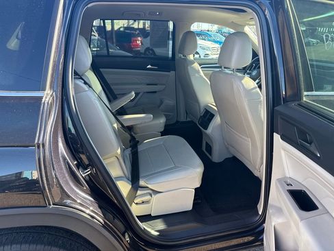 Used 2021 Volkswagen Atlas SE w/ Panoramic Sunroof Package image 20