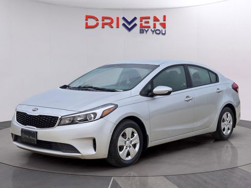 Used 2018 Kia Forte LX w/ LX Rear Camera Package FWD image 1