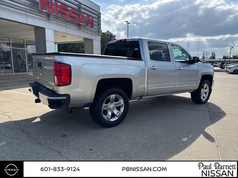 Used 2018 Chevrolet Silverado 1500 LTZ w/ Sport Package AWD/4WD image 12