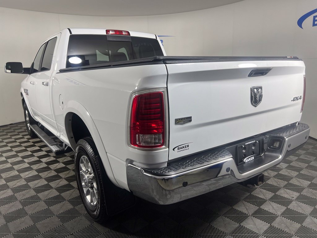 Used 2015 RAM 3500 Laramie w/ Convenience Group AWD/4WD image 3