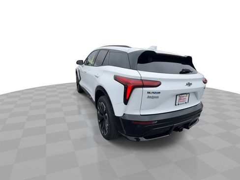 Used 2024 Chevrolet Blazer EV RS AWD/4WD image 7