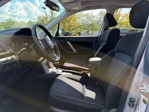Used 2014 Subaru Forester 2.5i Premium w/ All-Weather Package AWD/4WD image 10
