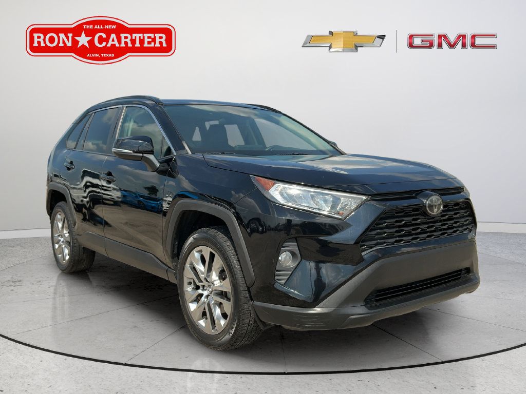 Used 2021 Toyota RAV4 XLE Premium FWD image 1