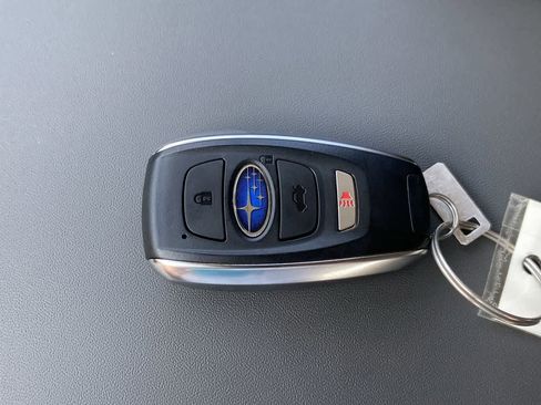 Certified 2025 Subaru Crosstrek 2.5i Limited w/ Popular Package #4A image 33