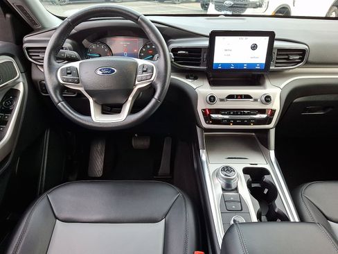 Certified 2023 Ford Explorer XLT w/ Equipment Group 202A image 12