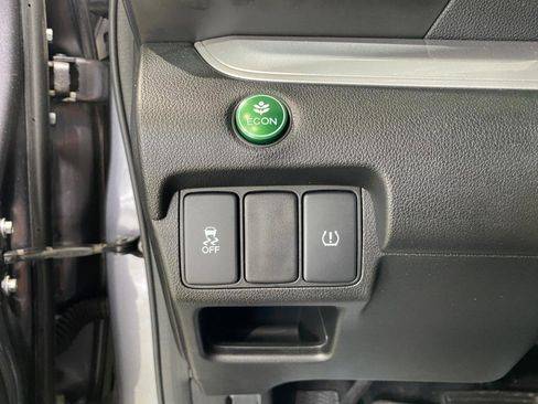 Used 2015 Honda CR-V EX image 18