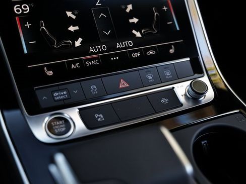 New 2026 Audi Q8 Premium image 38