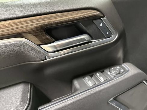 Used 2025 Chevrolet Silverado 1500 LT AWD/4WD image 21