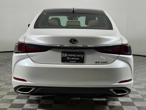 Used 2021 Lexus ES 350 Ultra Luxury w/ Accessory Package FWD image 8