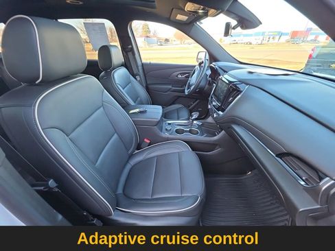 Used 2022 Chevrolet Traverse Premier image 20
