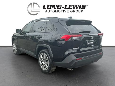 Used 2023 Toyota RAV4 XLE Premium AWD/4WD image 4