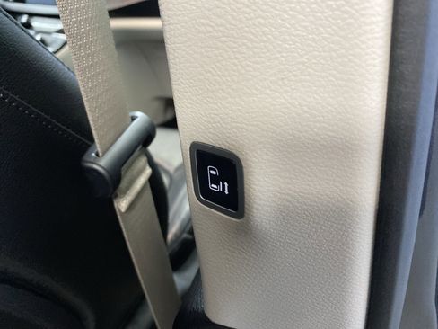 Certified 2020 Chrysler Pacifica Touring-L image 45