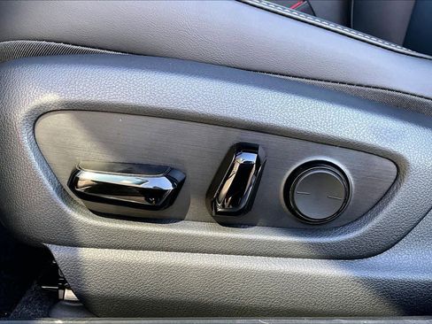 New 2026 Lexus UX 300h FWD image 15