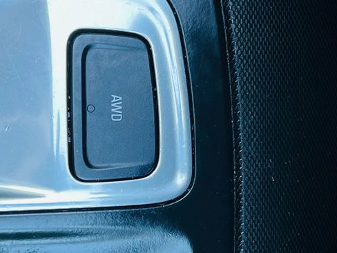 Used 2020 Chevrolet Equinox LT image 21