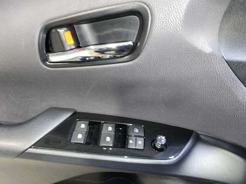 Used 2016 Toyota Prius Two FWD image 23