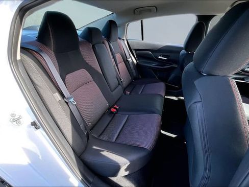 New 2026 Nissan Sentra SR w/ Floor Mat Package FWD image 9