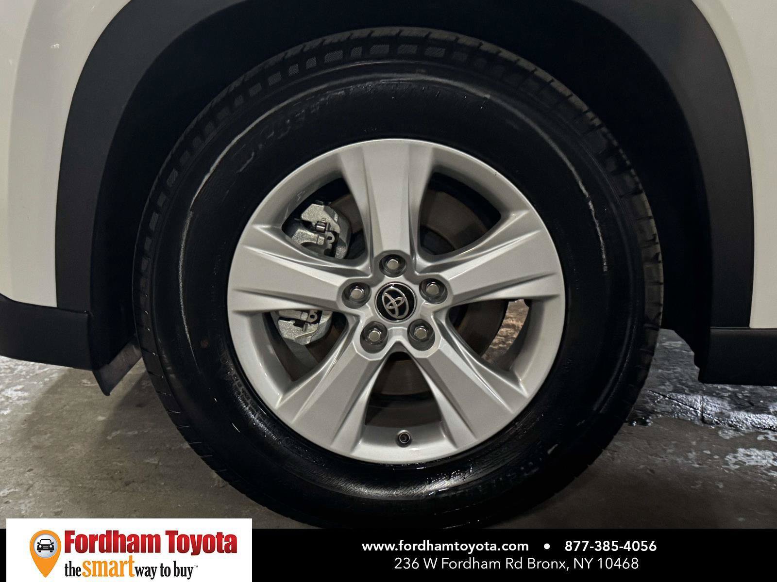 Used 2026 Toyota Grand Highlander AWD image 9