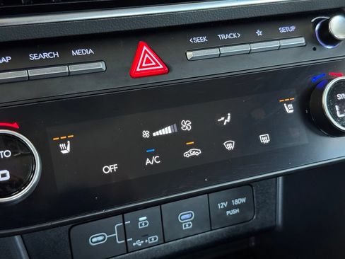 Used 2025 Hyundai Sonata SEL FWD image 30