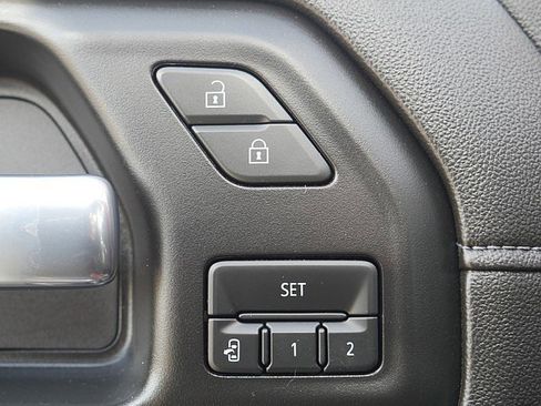 Used 2021 Chevrolet Silverado 2500 High Country w/ Z71 Off-Road Package image 26