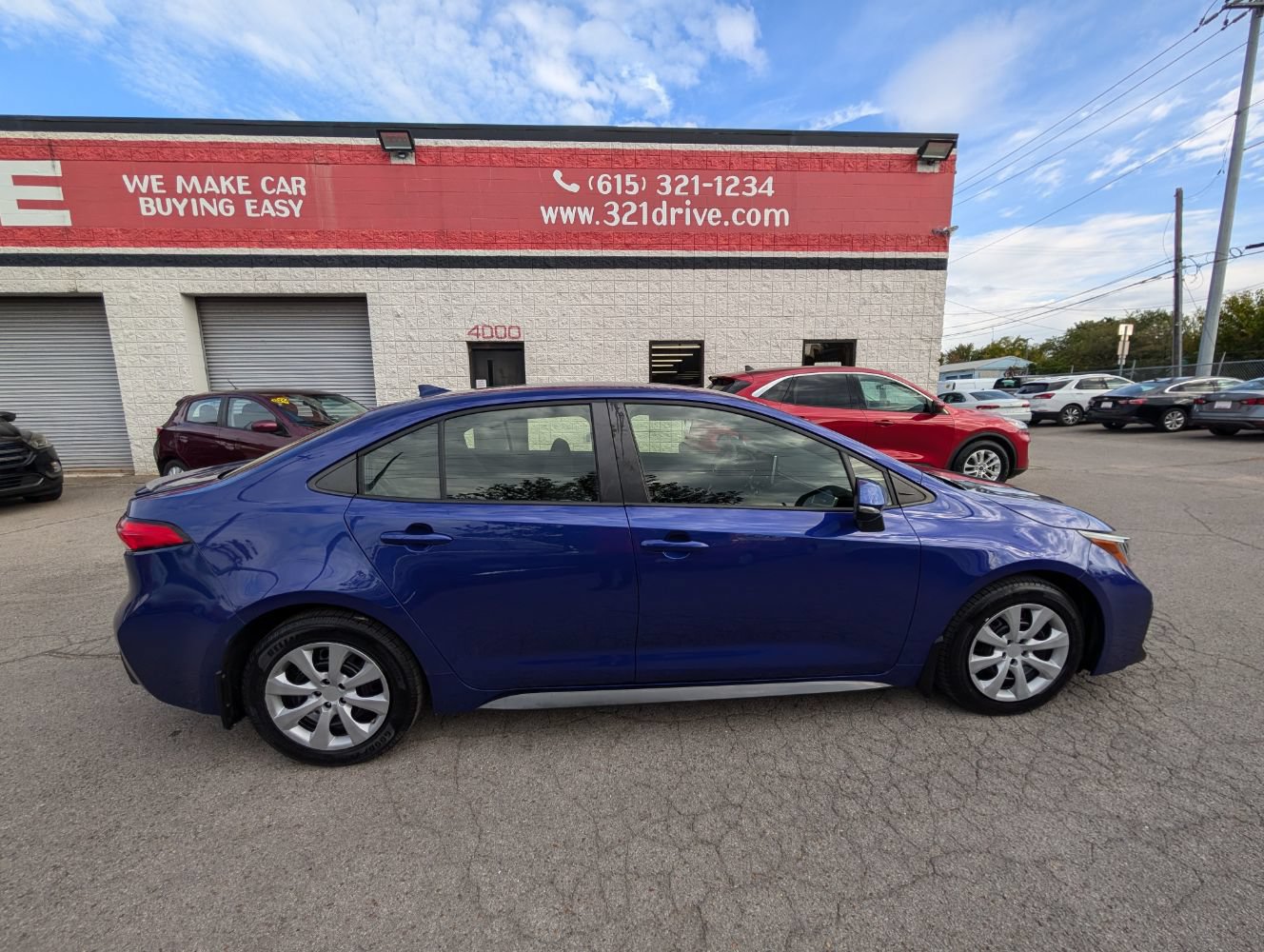 Used 2021 Toyota Corolla SE FWD image 5