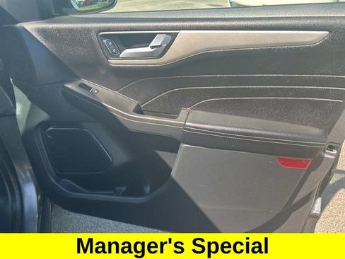 Used 2021 Ford Escape SEL AWD/4WD image 42