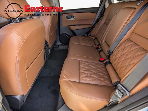 New 2026 Nissan Rogue Platinum w/ Platinum Premium Package image 25