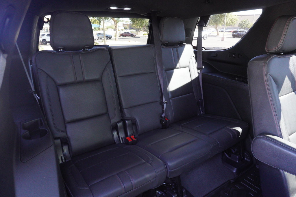 Used 2023 Chevrolet Tahoe RST w/ Luxury Package AWD/4WD image 14