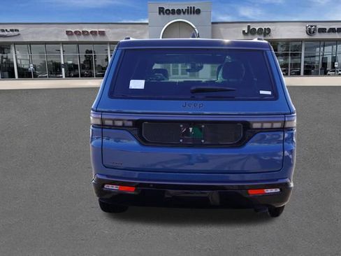 New 2026 Jeep Grand Wagoneer Summit AWD/4WD image 4