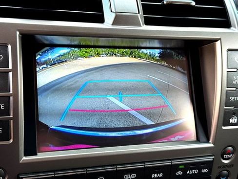 Used 2016 Lexus GX 460 image 21