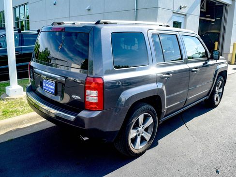 Used 2017 Jeep Patriot High Altitude AWD/4WD image 4