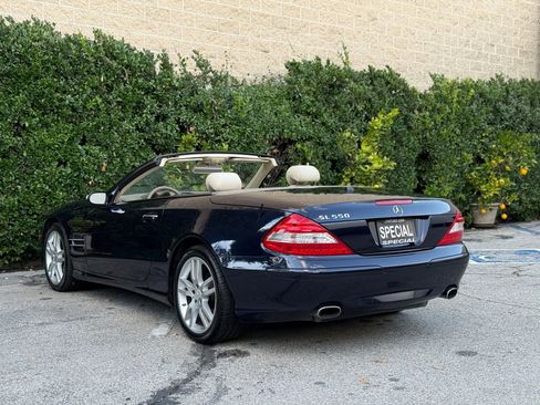 Used 2008 Mercedes-Benz SL 550 image 3
