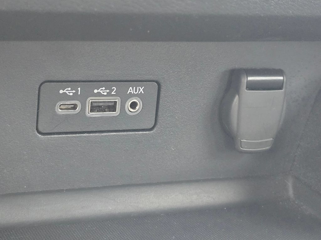 Used 2026 Nissan Altima 2.5 SV FWD image 40