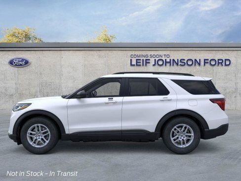 New 2026 Ford Explorer Active w/ Active Comfort Package RWD image 3