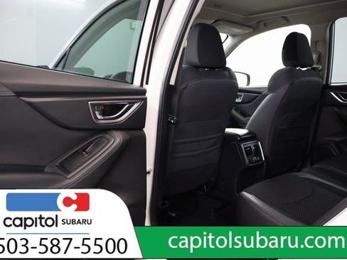 Used 2021 Subaru Forester Premium image 30