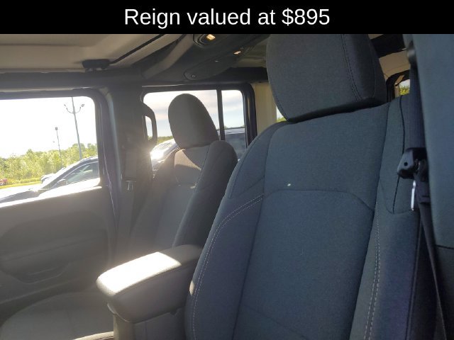 Used 2026 Jeep Wrangler Unlimited Sport AWD/4WD image 13