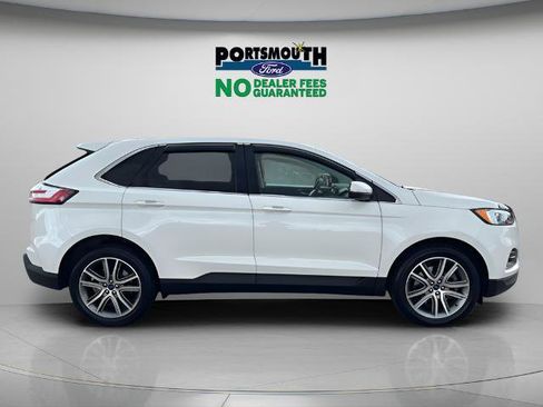 Certified 2022 Ford Edge Titanium AWD/4WD image 6
